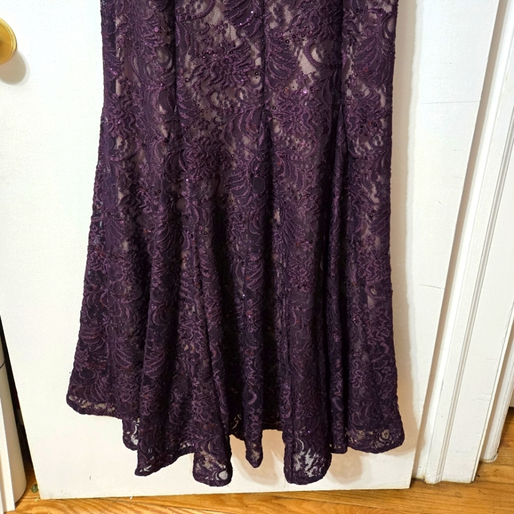SIZE 10 SPECIAL OCASSION DRESS - Picture 5 of 8